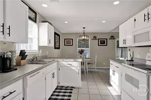 117 Chapel Dr, Savannah, GA 31406 - Photo 8