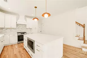 770 E Park Ave, Savannah, GA 31401 - Photo 8