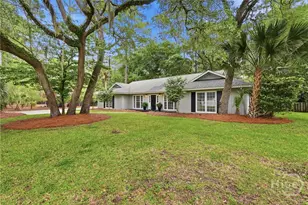 11 Monastery Rd W, Savannah, GA 31411 - Photo 2