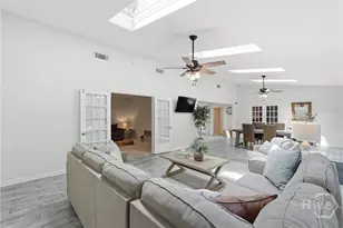 11 Monastery Rd W, Savannah, GA 31411 - Photo 18
