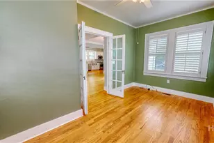 608 E 49th St, Savannah, GA 31405 - Photo 8