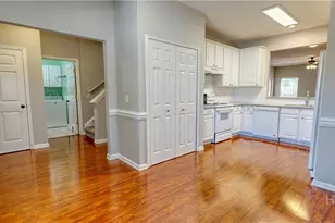 42 Stonelake Cir, Savannah, GA 31419 - Photo 8