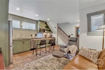 410 1/2 E Victory Drive #Carriage House, Savannah, GA 31405 - Photo 16