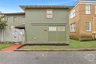 410 1/2 E Victory Dr, Savannah, GA 31405 - Photo 28