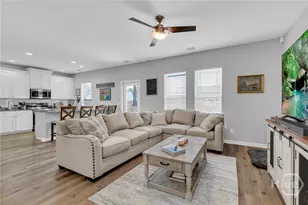 196 Chapel Lake S, Savannah, GA 31419 - Photo 2