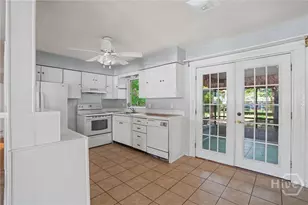 10 Port Royal Dr, Savannah, GA 31410 - Photo 12
