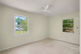 10 Port Royal Dr, Savannah, GA 31410 - Photo 16