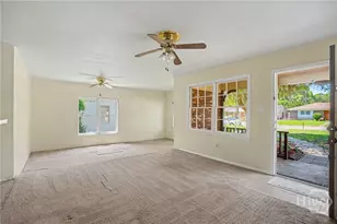 10 Port Royal Dr, Savannah, GA 31410 - Photo 6