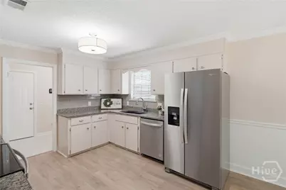715 Little John Drive, Hinesville, GA 31313 - Photo 10