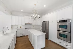 10 Turnbull Ln, Savannah, GA 31410 - Photo 12