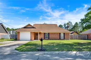 977 Wedgewood Way, Hinesville, GA 31313 - Photo 2