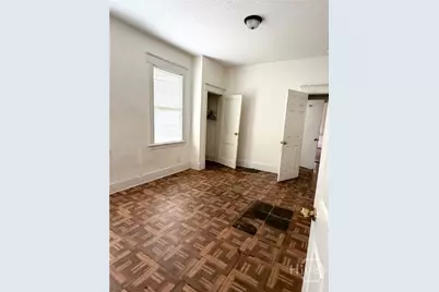 512 W 44th Street, Savannah, GA 31405 - Photo 6