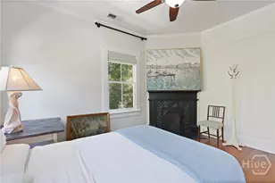 205 E 39th St, Savannah, GA 31401 - Photo 26