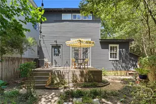 205 E 39th St, Savannah, GA 31401 - Photo 32