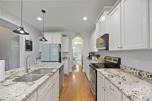 129 Endicott Dr, Savannah, GA 31419 - Photo 8