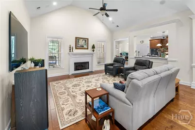 25 Crestwood Drive, Savannah, GA 31405 - Photo 14