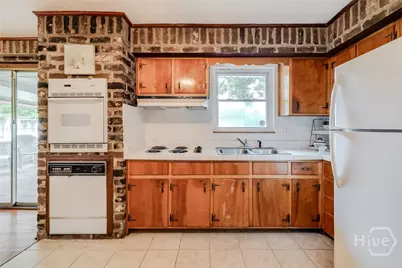 169 Azalea Avenue, Garden City, GA 31408 - Photo 10