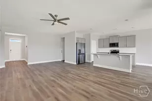 559 Logging Hl Dr, Richmond Hill, GA 31324 - Photo 8