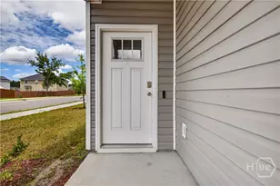 100 Centennial Ct, Hinesville, GA 31313 - Photo 2