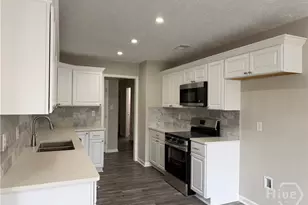 425 Durden Dr, Pooler, GA 31322 - Photo 4