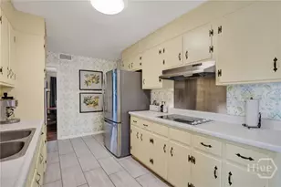 1908 Colonial Dr, Savannah, GA 31406 - Photo 10