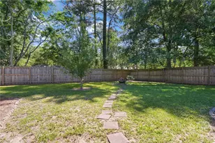 1217 E Derenne Ave, Savannah, GA 31406 - Photo 8