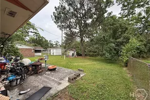 1629 Glenridge Dr, Savannah, GA 31415 - Photo 2
