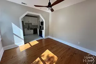 221 W Duffy St, Savannah, GA 31401 - Photo 2