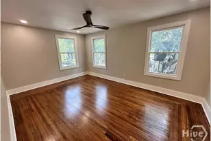 221 W Duffy St, Savannah, GA 31401 - Photo 6