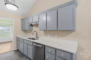 612 Trevor St, Hinesville, GA 31313 - Photo 14