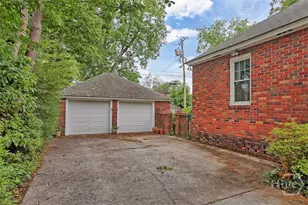 319 E 52nd St, Savannah, GA 31405 - Photo 46