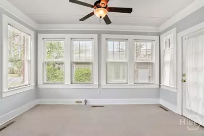 319 E 52nd Street, Savannah, GA 31405 - Photo 10