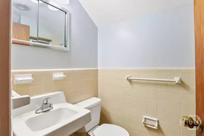 319 E 52nd Street, Savannah, GA 31405 - Photo 38
