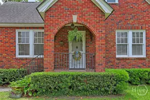 319 E 52nd St, Savannah, GA 31405 - Photo 4
