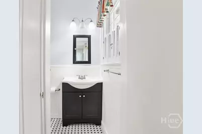 319 E 52nd Street, Savannah, GA 31405 - Photo 26