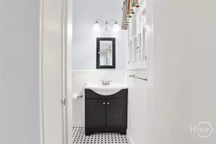 319 E 52nd St, Savannah, GA 31405 - Photo 26