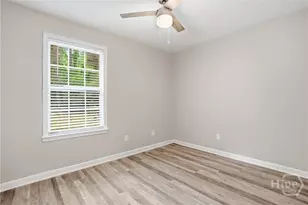 1384 Lake Dr, Midway, GA 31320 - Photo 18