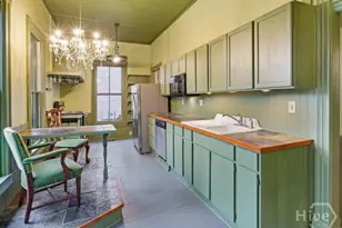 212 W 40th St, Savannah, GA 31401 - Photo 10