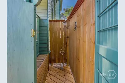 212 W 40th Street, Savannah, GA 31401 - Photo 18