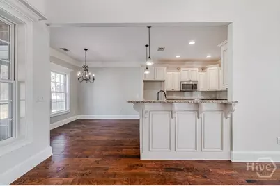389 Chastain Cir, Richmond Hill, GA 31324 - Photo 14