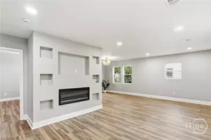 405 N Baldwin Cir, Savannah, GA 31405 - Photo 18