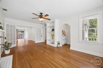 526 E 56th Street, Savannah, GA 31405 - Photo 6