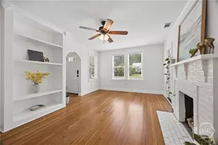 526 E 56th St, Savannah, GA 31405 - Photo 8