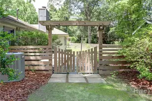 102 Phyllis Dr, Savannah, GA 31419 - Photo 6
