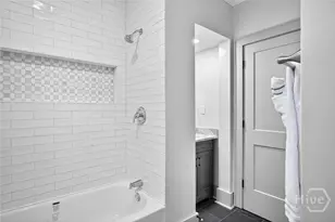 1913 Duval St, Savannah, GA 31404 - Photo 32