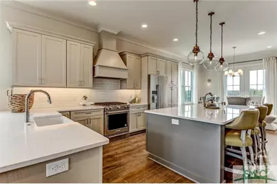 460 Altamaha Street, Savannah, GA 31401 - Photo 10