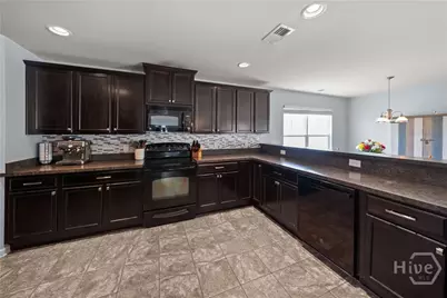 415 Valdez Court, Hinesville, GA 31313 - Photo 12