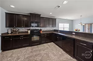 415 Valdez Ct, Hinesville, GA 31313 - Photo 12