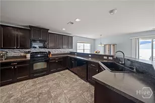 415 Valdez Ct, Hinesville, GA 31313 - Photo 10