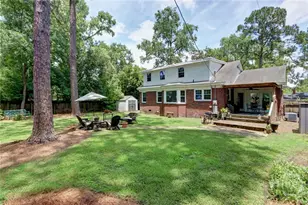 423 E 57th St, Savannah, GA 31405 - Photo 2